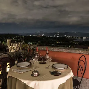 https://locanda-dei-mai-intees-azzate.it-lombardy.com