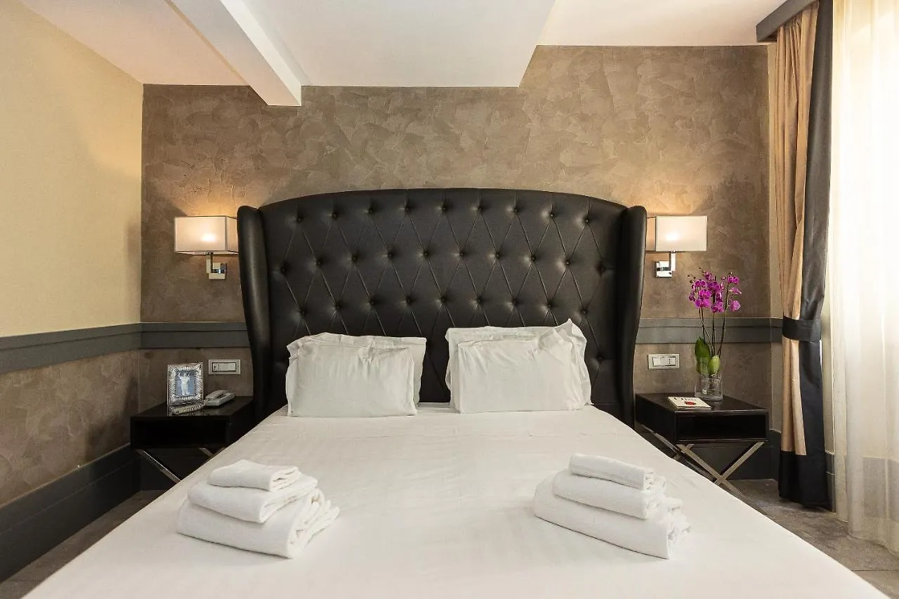 Hotel Castellino Roma 4*, Rome Italy