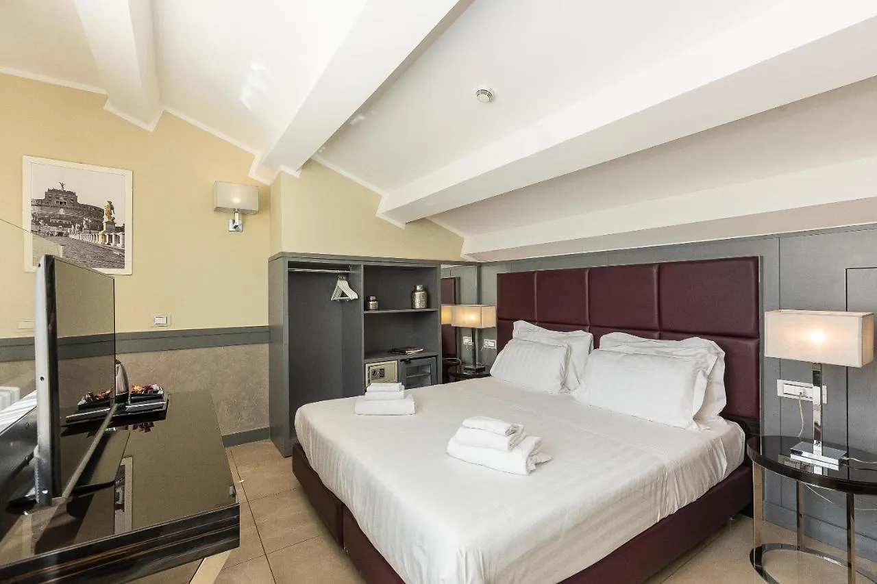 Hotel Castellino Roma  Řím